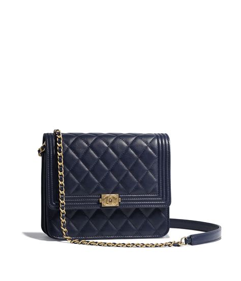 boy chanel clutch with chain